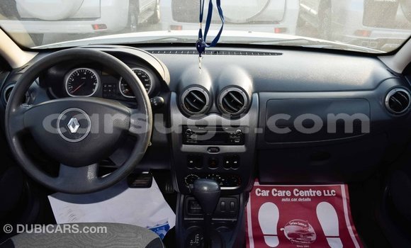 Sayi Imported Renault Duster White Mota in Import - Dubai a Burkina Faso Sayi Imported Renault Duster White Mota in Import - Dubai a Burkina Faso
