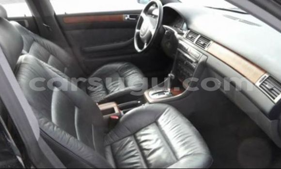 Sayi Sabo Audi A6 Azurfa Mota in Ouagadougou a Burkina Faso Sayi Sabo Audi A6 Azurfa Mota in Ouagadougou a Burkina Faso