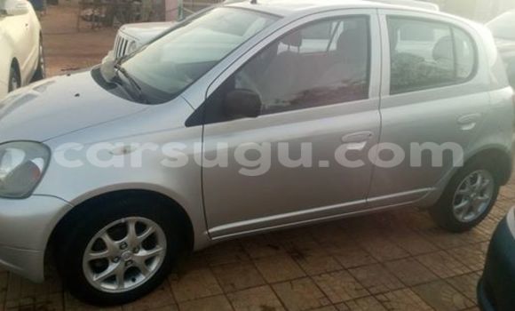 Acheter Neuf Voiture Toyota Yaris Gris à Ouagadougou, Burkina-Faso Acheter Neuf Voiture Toyota Yaris Gris à Ouagadougou, Burkina-Faso