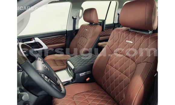 Buy Import Toyota Land Cruiser Black Car in Import - Dubai in Burkina Faso Buy Import Toyota Land Cruiser Black Car in Import - Dubai in Burkina Faso