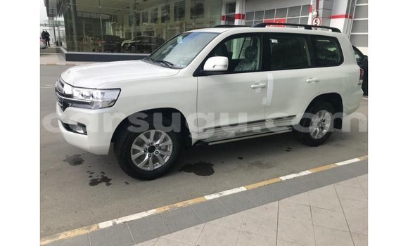 Buy Import Toyota Land Cruiser White Car in Import - Dubai in Burkina Faso Buy Import Toyota Land Cruiser White Car in Import - Dubai in Burkina Faso