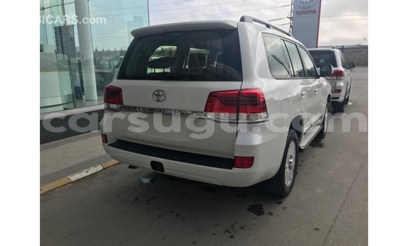 Buy Import Toyota Land Cruiser White Car in Import - Dubai in Burkina Faso Buy Import Toyota Land Cruiser White Car in Import - Dubai in Burkina Faso