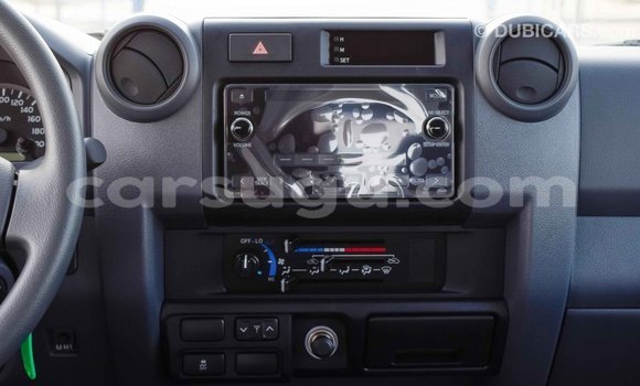 Buy Import Toyota Land Cruiser White Car in Import - Dubai in Burkina Faso Buy Import Toyota Land Cruiser White Car in Import - Dubai in Burkina Faso