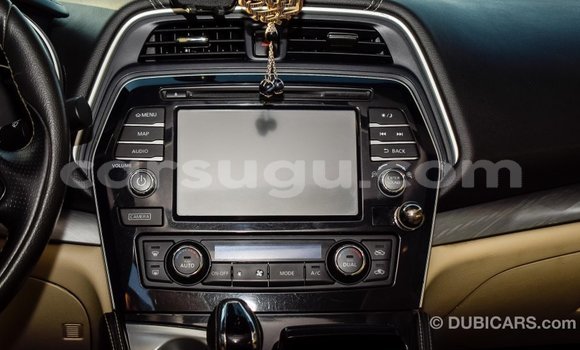 Acheter Import Voiture Nissan Maxima Blanc à Import - Dubai, Burkina-Faso Acheter Import Voiture Nissan Maxima Blanc à Import - Dubai, Burkina-Faso