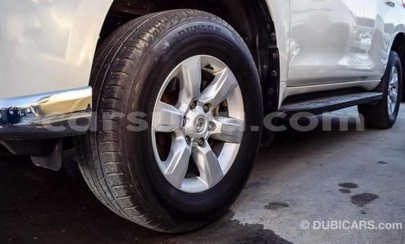 Sayi Imported Toyota Prado White Mota in Import - Dubai a Burkina Faso Sayi Imported Toyota Prado White Mota in Import - Dubai a Burkina Faso