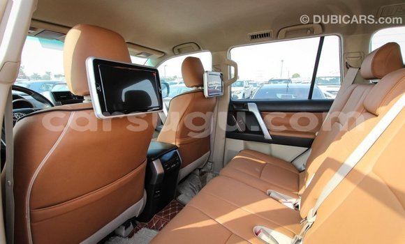 Sayi Imported Toyota Prado White Mota in Import - Dubai a Burkina Faso Sayi Imported Toyota Prado White Mota in Import - Dubai a Burkina Faso