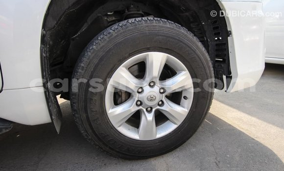 Sayi Imported Toyota Prado White Mota in Import - Dubai a Burkina Faso Sayi Imported Toyota Prado White Mota in Import - Dubai a Burkina Faso