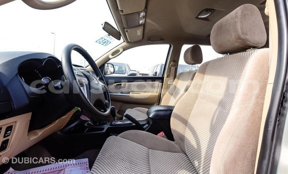 Acheter Import Voiture Toyota Fortuner Autre à Import - Dubai, Burkina-Faso Acheter Import Voiture Toyota Fortuner Autre à Import - Dubai, Burkina-Faso