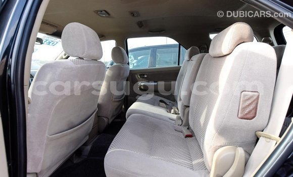 Sayi Imported Toyota Fortuner Black Mota in Import - Dubai a Burkina Faso Sayi Imported Toyota Fortuner Black Mota in Import - Dubai a Burkina Faso