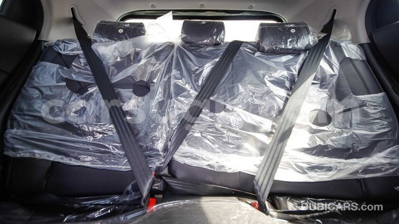 Big with watermark kia rio burkina faso import dubai 4957