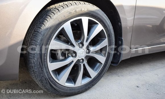 Acheter Import Voiture Hyundai Accent Marron à Import - Dubai, Burkina-Faso Acheter Import Voiture Hyundai Accent Marron à Import - Dubai, Burkina-Faso