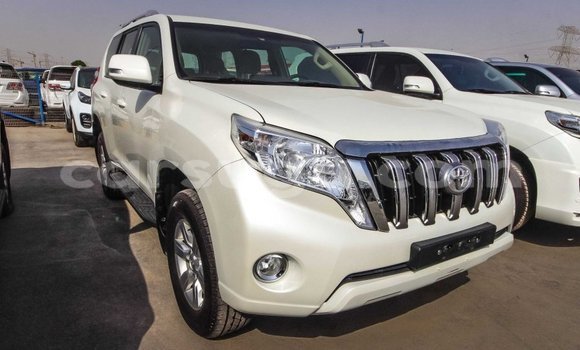 Sayi Imported Toyota Prado White Mota in Import - Dubai a Burkina Faso Sayi Imported Toyota Prado White Mota in Import - Dubai a Burkina Faso