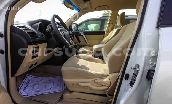 Sayi Imported Toyota Prado White Mota in Import - Dubai a Burkina Faso Sayi Imported Toyota Prado White Mota in Import - Dubai a Burkina Faso