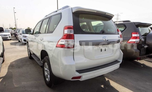 Sayi Imported Toyota Prado White Mota in Import - Dubai a Burkina Faso Sayi Imported Toyota Prado White Mota in Import - Dubai a Burkina Faso