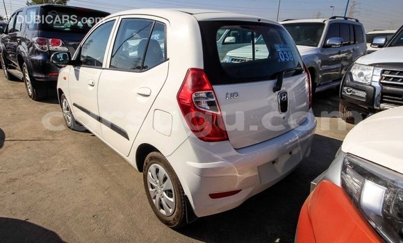 Sayi Imported Hyundai i10 White Mota in Import - Dubai a Burkina Faso Sayi Imported Hyundai i10 White Mota in Import - Dubai a Burkina Faso
