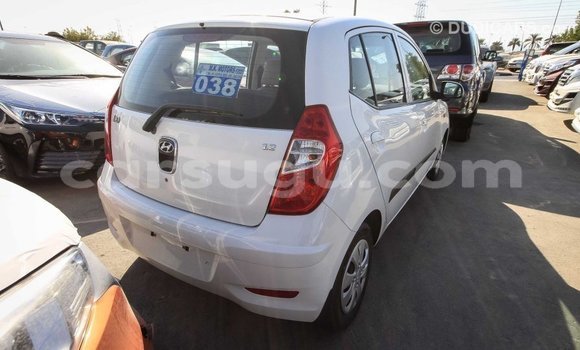Sayi Imported Hyundai i10 White Mota in Import - Dubai a Burkina Faso Sayi Imported Hyundai i10 White Mota in Import - Dubai a Burkina Faso