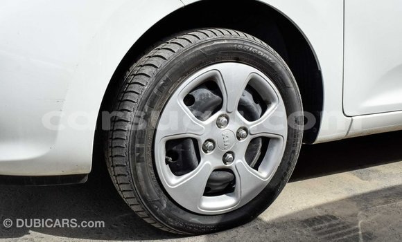 Sayi Imported Kia Picanto White Mota in Import - Dubai a Burkina Faso Sayi Imported Kia Picanto White Mota in Import - Dubai a Burkina Faso