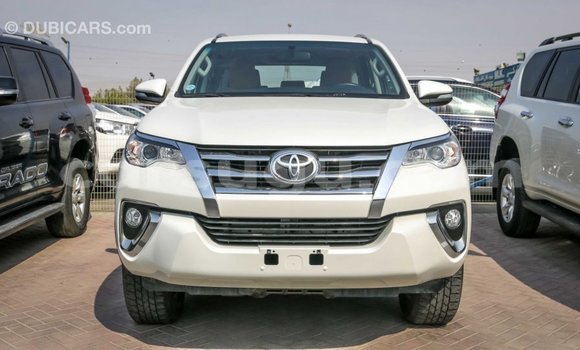 Acheter Import Voiture Toyota Fortuner Blanc à Import - Dubai, Burkina-Faso Acheter Import Voiture Toyota Fortuner Blanc à Import - Dubai, Burkina-Faso