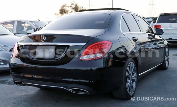 Sayi Imported Mercedes-Benz 190 Black Mota in Import - Dubai a Burkina Faso Sayi Imported Mercedes-Benz 190 Black Mota in Import - Dubai a Burkina Faso