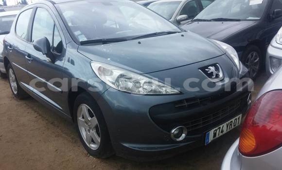 Acheter Neuf Voiture Peugeot 206 Gris à Ouagadougou au Burkina-Faso Acheter Neuf Voiture Peugeot 206 Gris à Ouagadougou au Burkina-Faso