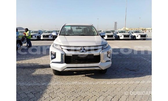 Buy Import Mitsubishi L200 White Car in Import - Dubai in Burkina Faso Buy Import Mitsubishi L200 White Car in Import - Dubai in Burkina Faso