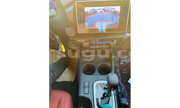 Acheter Import Voiture Toyota Hilux Blanc à Import - Dubai, Burkina-Faso Acheter Import Voiture Toyota Hilux Blanc à Import - Dubai, Burkina-Faso