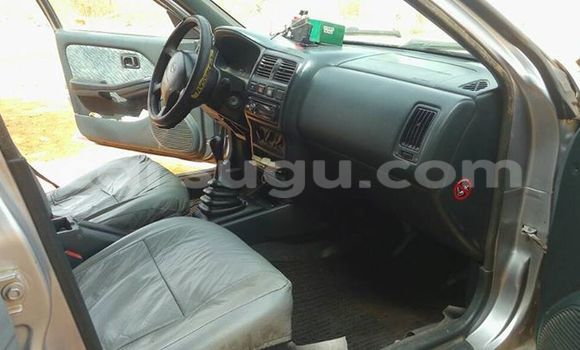 Acheter Occasion Voiture Nissan Almera Gris à Ouagadougou, Burkina-Faso Acheter Occasion Voiture Nissan Almera Gris à Ouagadougou, Burkina-Faso