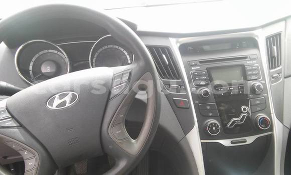 Acheter Occasion Voiture Hyundai Sonata Gris à Ouagadougou, Burkina-Faso Acheter Occasion Voiture Hyundai Sonata Gris à Ouagadougou, Burkina-Faso