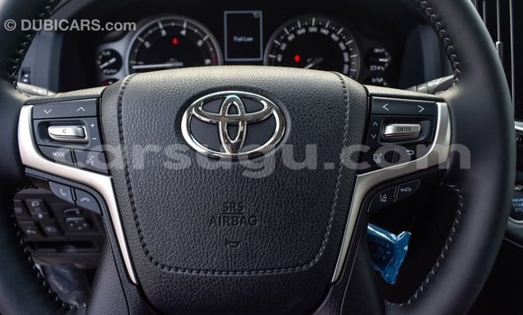 Buy Import Toyota Land Cruiser White Car in Import - Dubai in Burkina Faso Buy Import Toyota Land Cruiser White Car in Import - Dubai in Burkina Faso