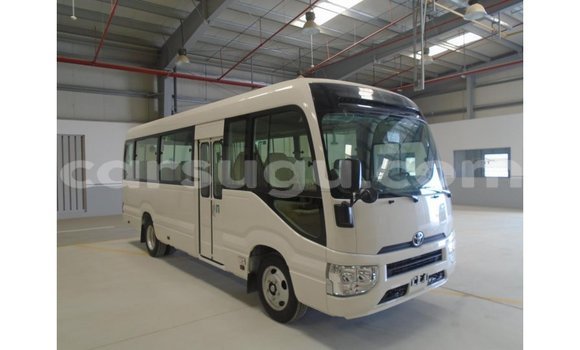 Sayi Imported Abarth 595 White Mota in Import - Dubai a Burkina Faso