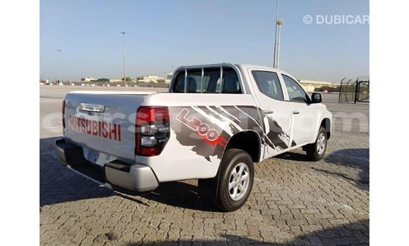 Buy Import Mitsubishi L200 White Car in Import - Dubai in Burkina Faso Buy Import Mitsubishi L200 White Car in Import - Dubai in Burkina Faso