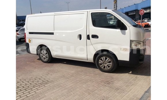 Acheter Import Utilitaire Nissan Evalia Blanc à Import - Dubai, Burkina-Faso