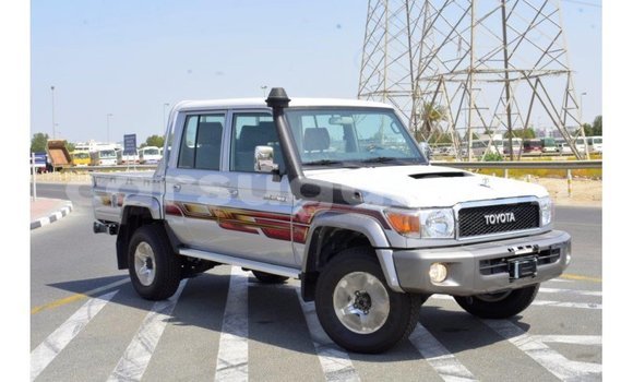 Buy Import Toyota Land Cruiser Other Car in Import - Dubai in Burkina Faso Buy Import Toyota Land Cruiser Other Car in Import - Dubai in Burkina Faso