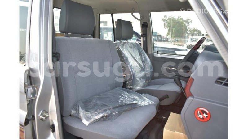 Big with watermark toyota land cruiser burkina faso import dubai 5107