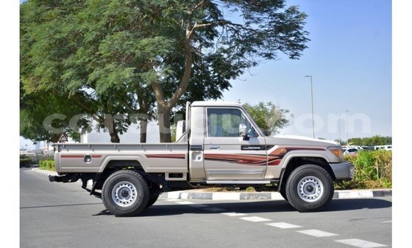 Buy Import Toyota Land Cruiser Other Car in Import - Dubai in Burkina Faso Buy Import Toyota Land Cruiser Other Car in Import - Dubai in Burkina Faso