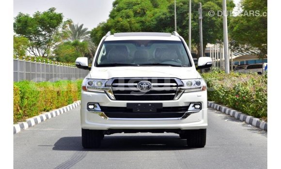 Buy Import Toyota Land Cruiser White Car in Import - Dubai in Burkina Faso Buy Import Toyota Land Cruiser White Car in Import - Dubai in Burkina Faso