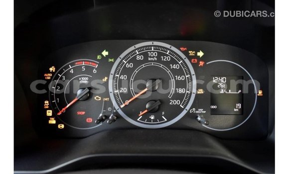 Buy Import Toyota Hiace White Car in Import - Dubai in Burkina Faso Buy Import Toyota Hiace White Car in Import - Dubai in Burkina Faso