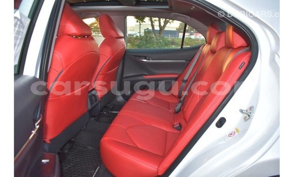 Sayi Imported Toyota Camry White Mota in Import - Dubai a Burkina Faso Sayi Imported Toyota Camry White Mota in Import - Dubai a Burkina Faso