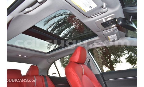 Sayi Imported Toyota Camry White Mota in Import - Dubai a Burkina Faso Sayi Imported Toyota Camry White Mota in Import - Dubai a Burkina Faso