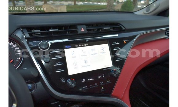 Sayi Imported Toyota Camry White Mota in Import - Dubai a Burkina Faso Sayi Imported Toyota Camry White Mota in Import - Dubai a Burkina Faso