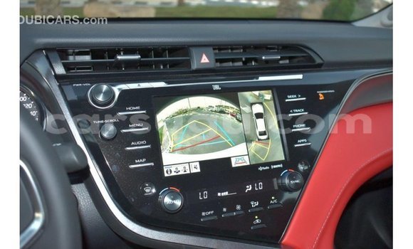 Sayi Imported Toyota Camry White Mota in Import - Dubai a Burkina Faso Sayi Imported Toyota Camry White Mota in Import - Dubai a Burkina Faso