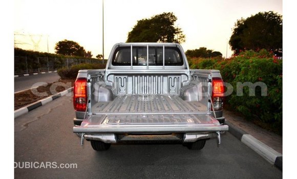 Sayi Imported Toyota Hilux Sauran Mota in Import - Dubai a Burkina Faso Sayi Imported Toyota Hilux Sauran Mota in Import - Dubai a Burkina Faso