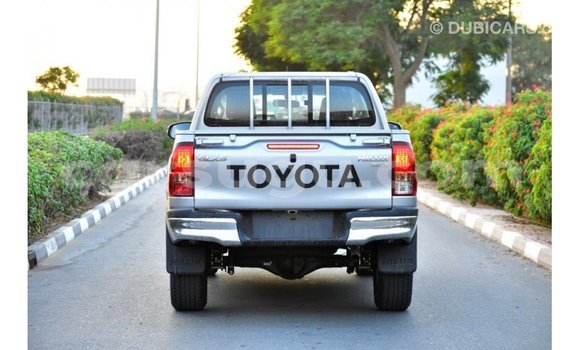 Sayi Imported Toyota Hilux Sauran Mota in Import - Dubai a Burkina Faso Sayi Imported Toyota Hilux Sauran Mota in Import - Dubai a Burkina Faso