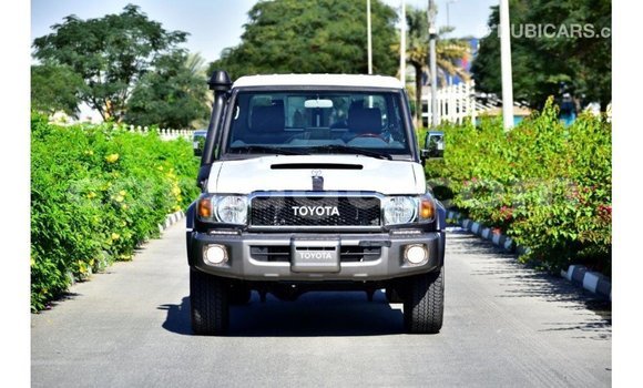 Sayi Imported Toyota Land Cruiser Sauran Mota in Import - Dubai a Burkina Faso Sayi Imported Toyota Land Cruiser Sauran Mota in Import - Dubai a Burkina Faso