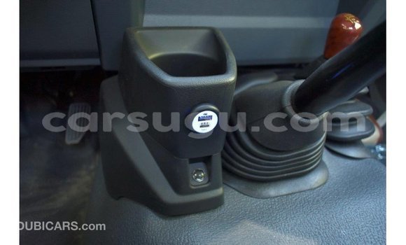 Sayi Imported Toyota Land Cruiser Sauran Mota in Import - Dubai a Burkina Faso Sayi Imported Toyota Land Cruiser Sauran Mota in Import - Dubai a Burkina Faso