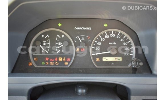 Sayi Imported Toyota Land Cruiser Sauran Mota in Import - Dubai a Burkina Faso Sayi Imported Toyota Land Cruiser Sauran Mota in Import - Dubai a Burkina Faso
