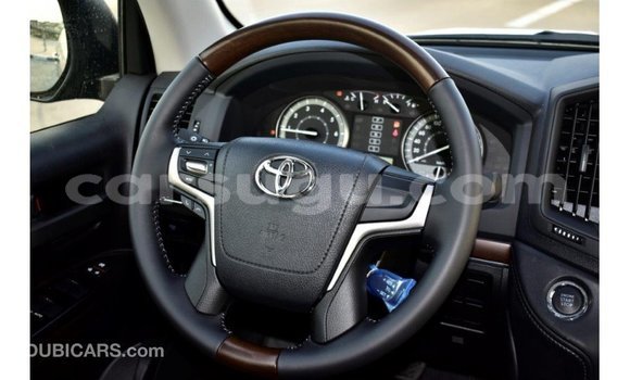 Sayi Imported Toyota Land Cruiser Black Mota in Import - Dubai a Burkina Faso Sayi Imported Toyota Land Cruiser Black Mota in Import - Dubai a Burkina Faso