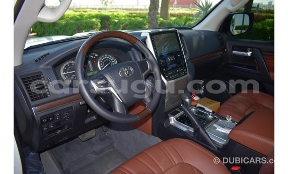 Buy Import Toyota Land Cruiser White Car in Import - Dubai in Burkina Faso Buy Import Toyota Land Cruiser White Car in Import - Dubai in Burkina Faso