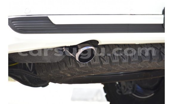 Buy Import Toyota Land Cruiser White Car in Import - Dubai in Burkina Faso Buy Import Toyota Land Cruiser White Car in Import - Dubai in Burkina Faso
