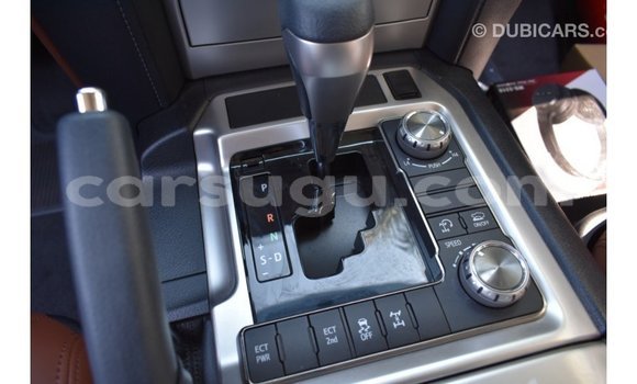 Buy Import Toyota Land Cruiser White Car in Import - Dubai in Burkina Faso Buy Import Toyota Land Cruiser White Car in Import - Dubai in Burkina Faso